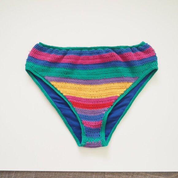 * Anthropologie Farm Rio Bruna’s Stripe Crochet Bikini BOTTOM sz M - Picture 2 of 5